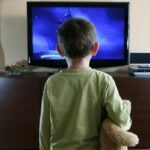 i bambini e la tv come non farli diventare prigionieri dello schermo