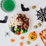 Tarjetas de lugar de Halloween de bricolaje: 10 ideas